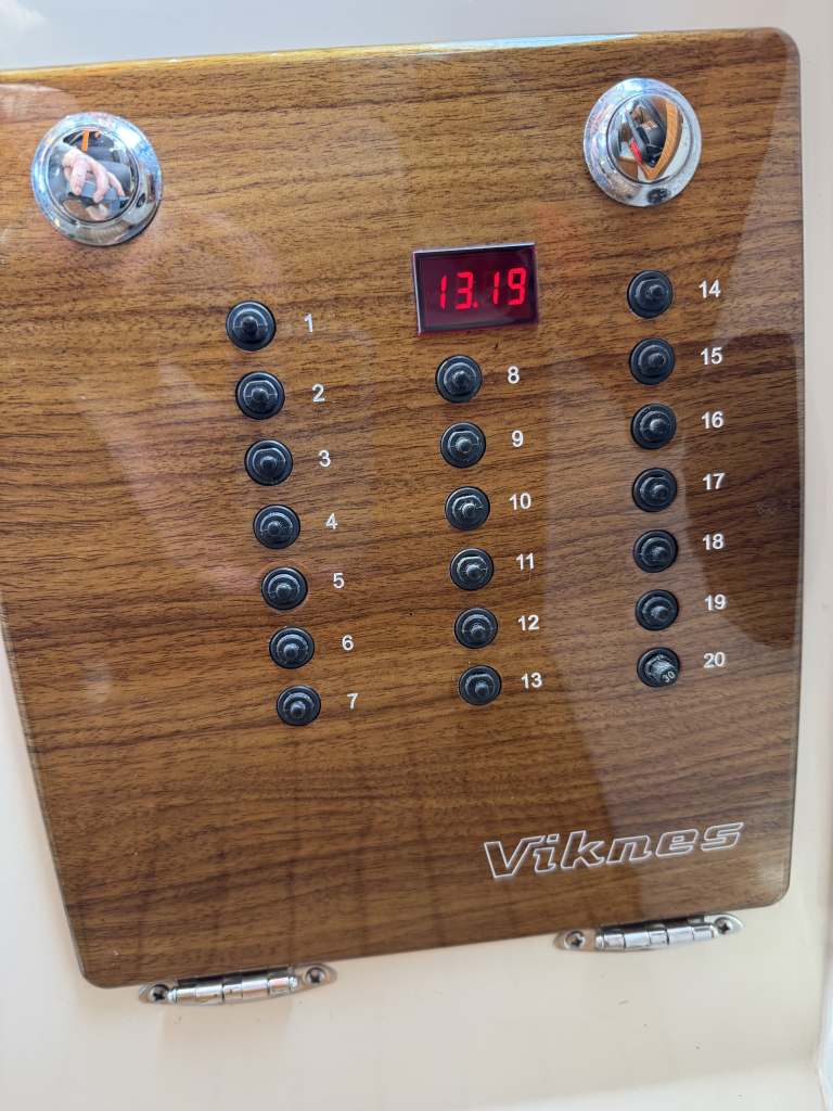 Viknes 880 — foto 18 van 45