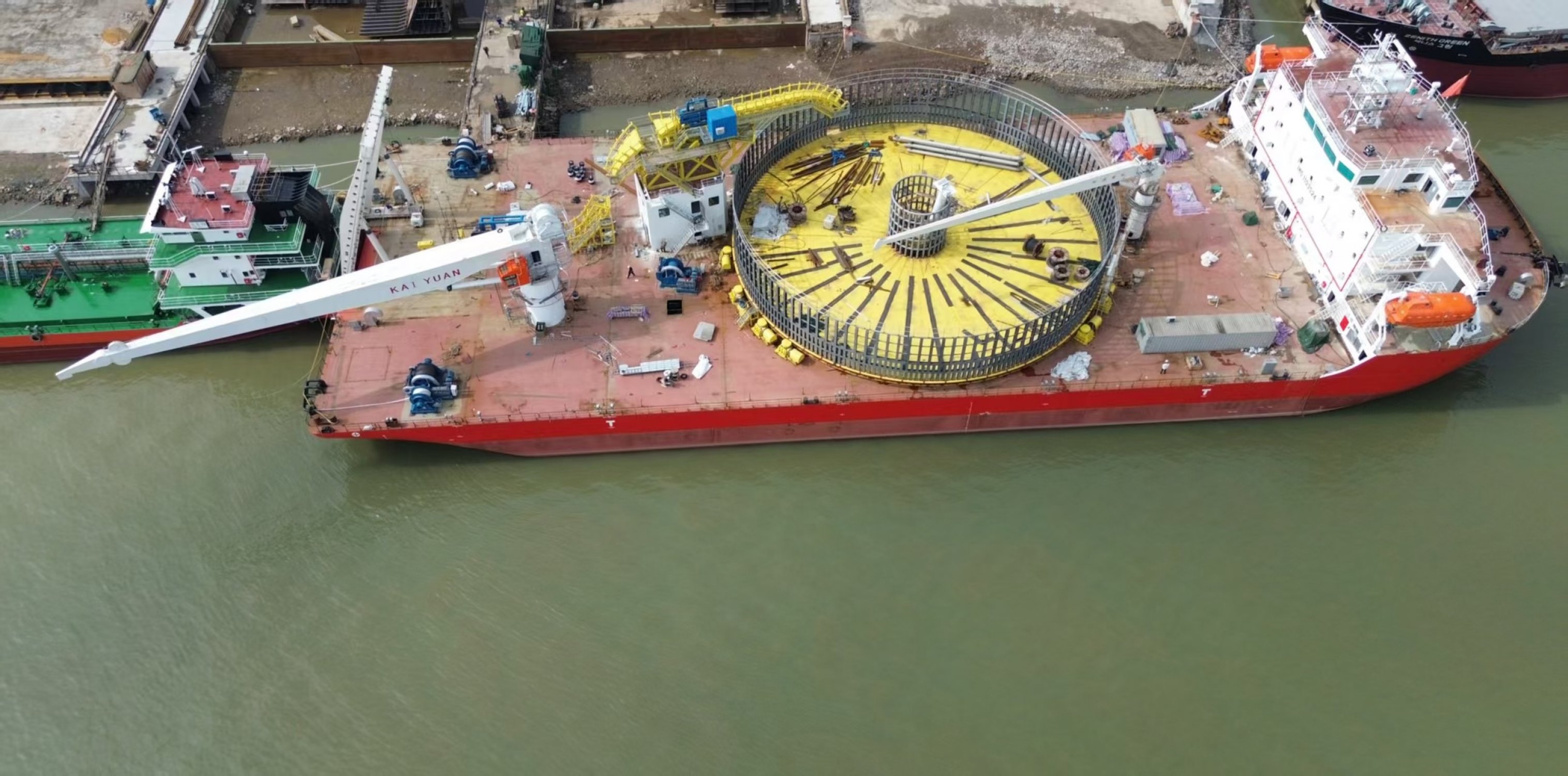Offshore - Beroepsschip - Staal - 2026 — foto 4 van 7