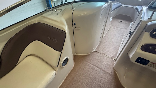 Sea ray — foto 14 van 16