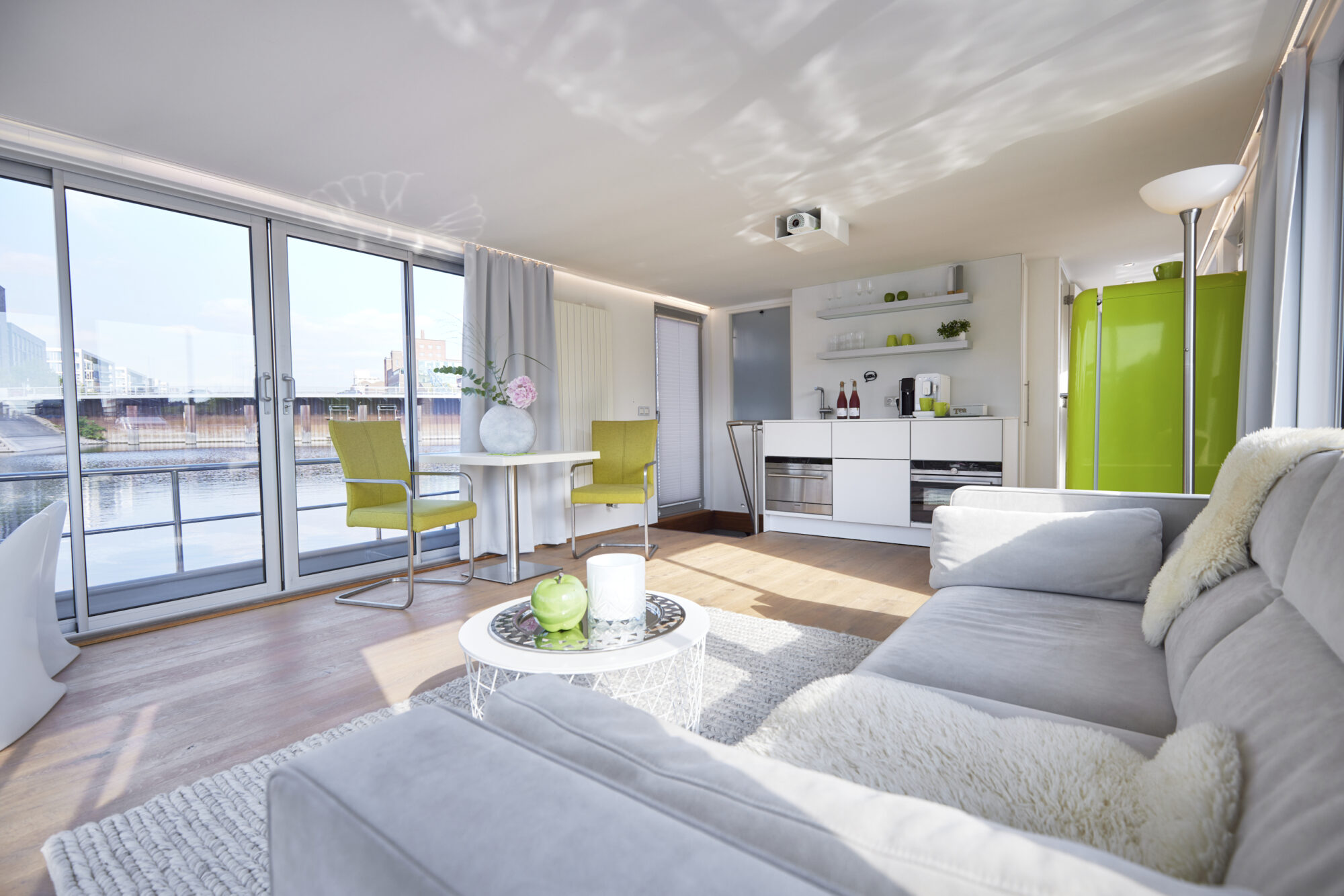 Motor Cruiser Home Traveller XXL Houseboat 1500 — foto 3 van 16