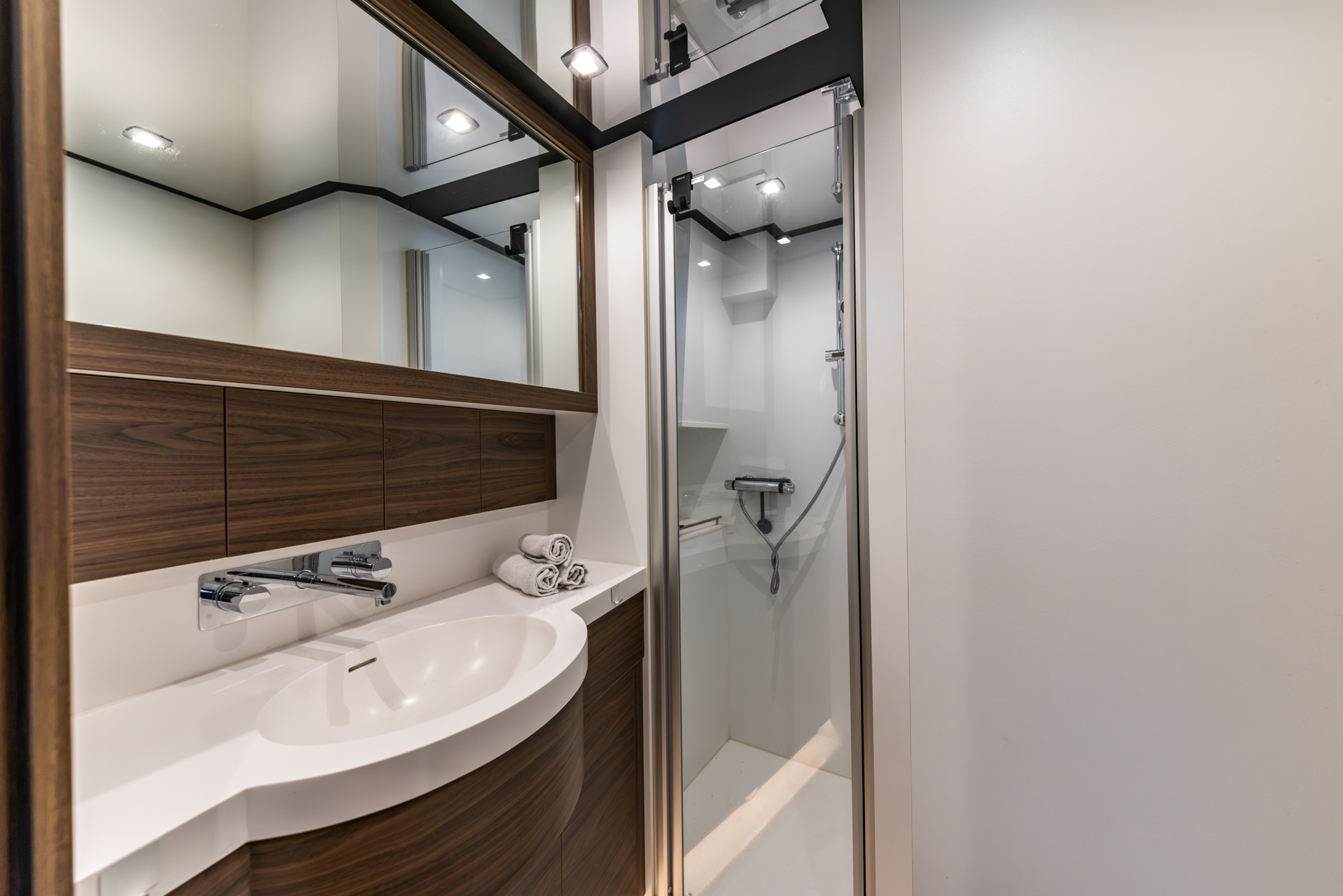 Boarncruiser 46 Traveller (flybridge) — foto 36 van 43