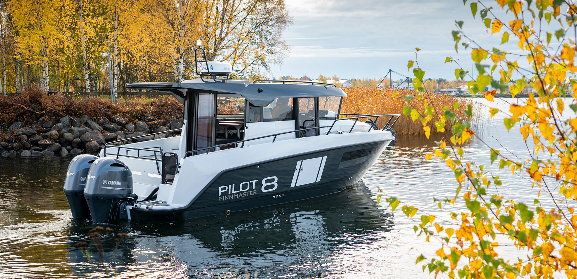 Finnmaster pilot 8 met 2x 200 pk Yamaha motoren  — foto 14 van 45