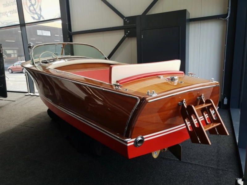 Riva Super Florida — foto 5 van 12