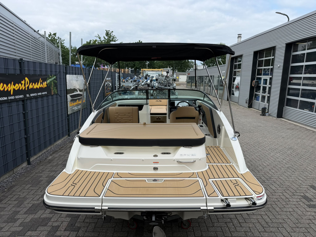 Sea Ray SPX 190 — foto 6 van 26