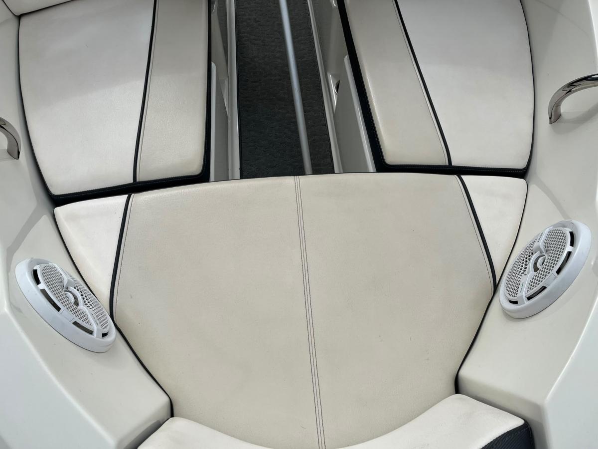Sea Ray 190 Sport Bowrider — foto 16 van 25