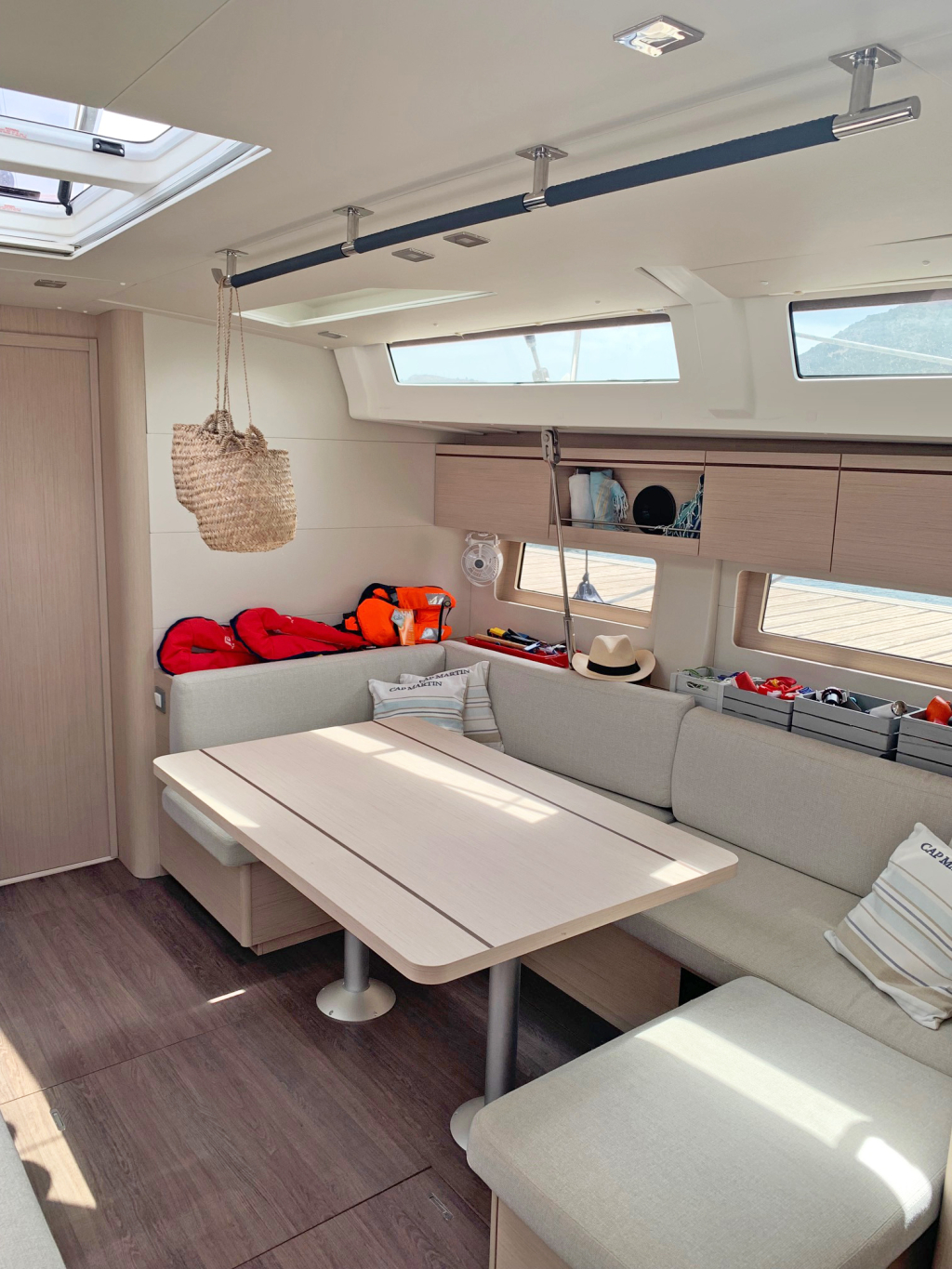 Beneteau Oceanis 51.1 — foto 21 van 47