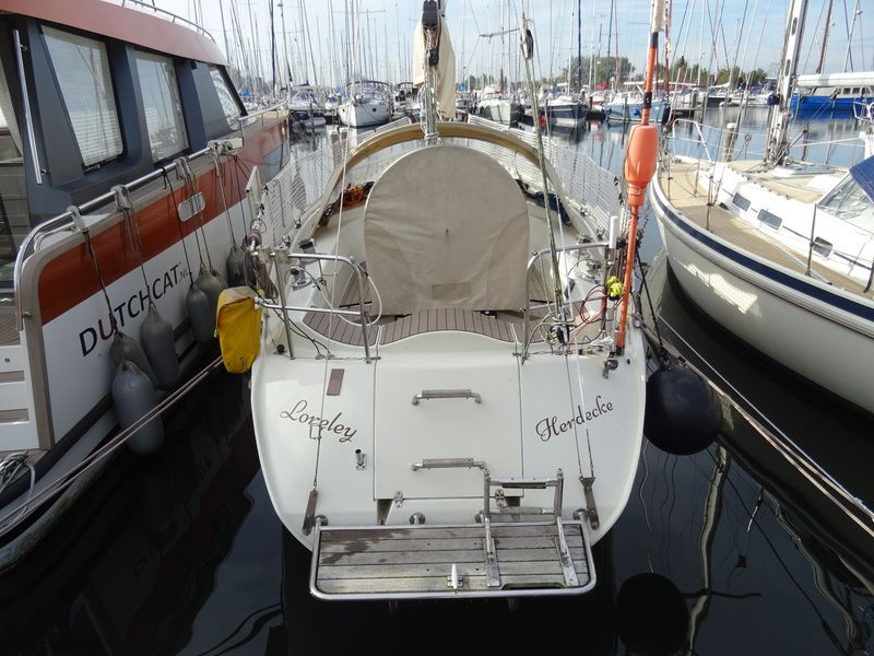 Dehler 372