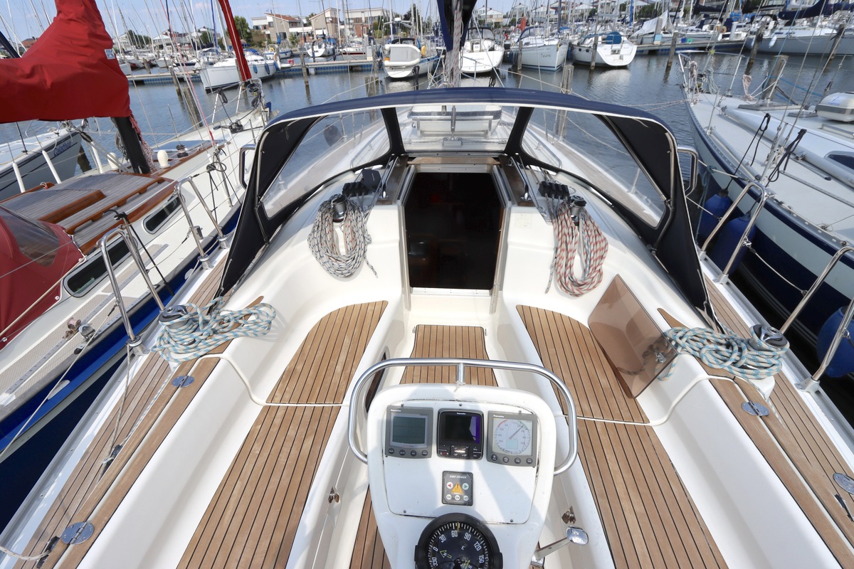 Bavaria 36-2 Cruiser — foto 44 van 58