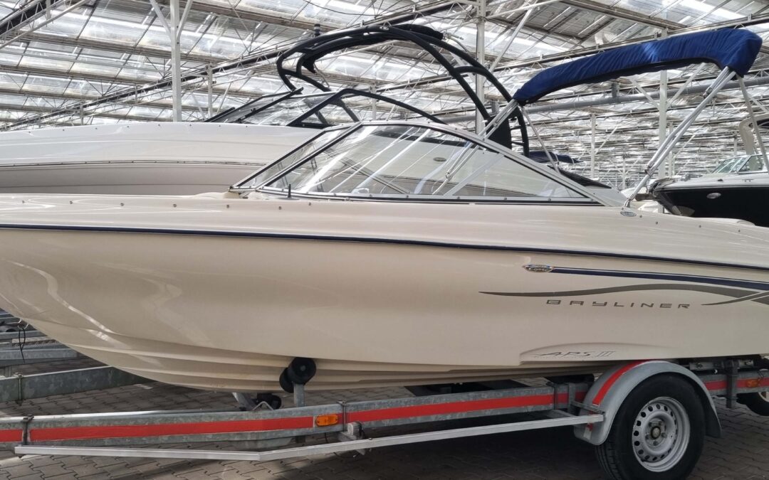 Bayliner 175 Capri — foto 11 van 11