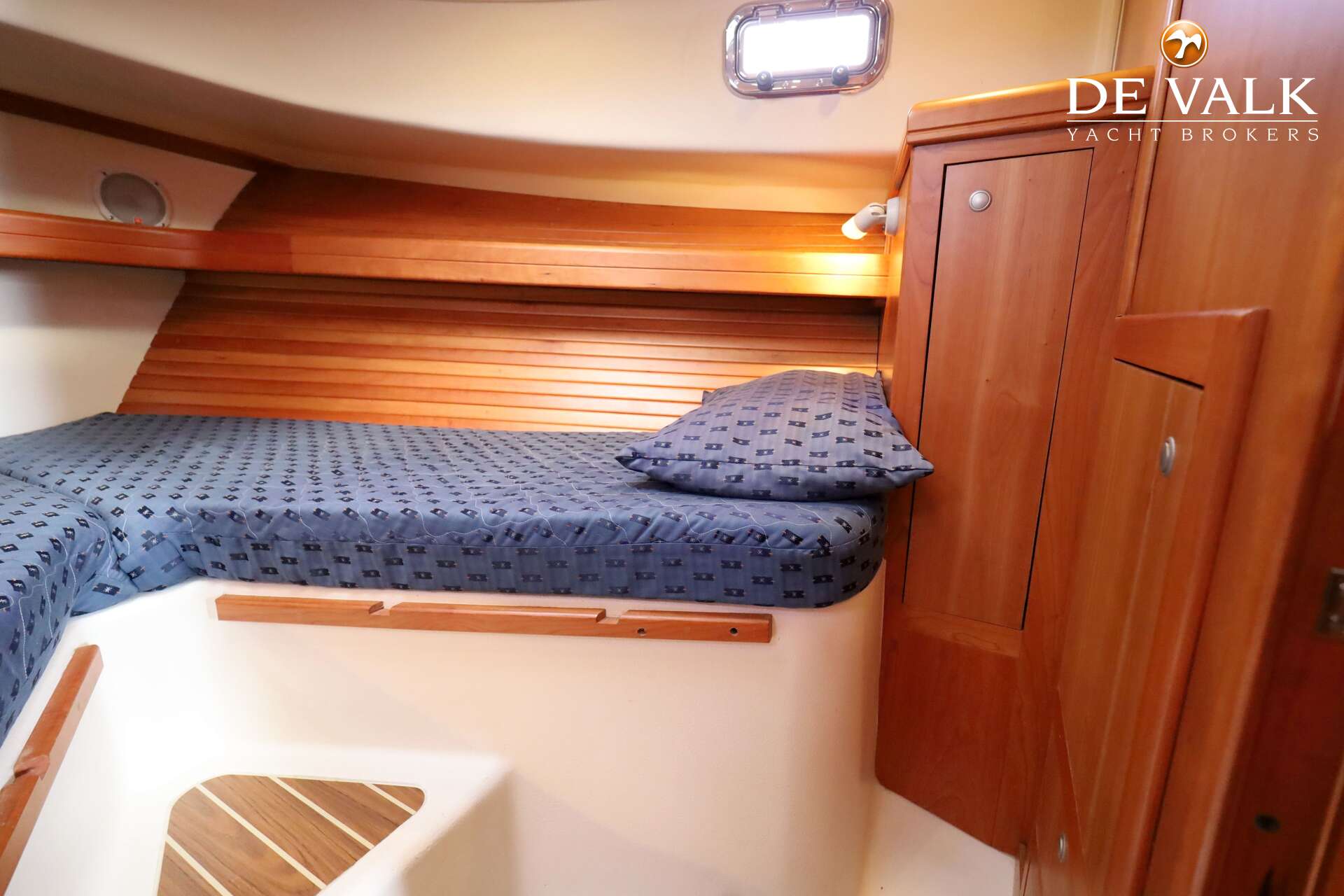 Mainship 34 Rumrunner II — foto 33 van 41