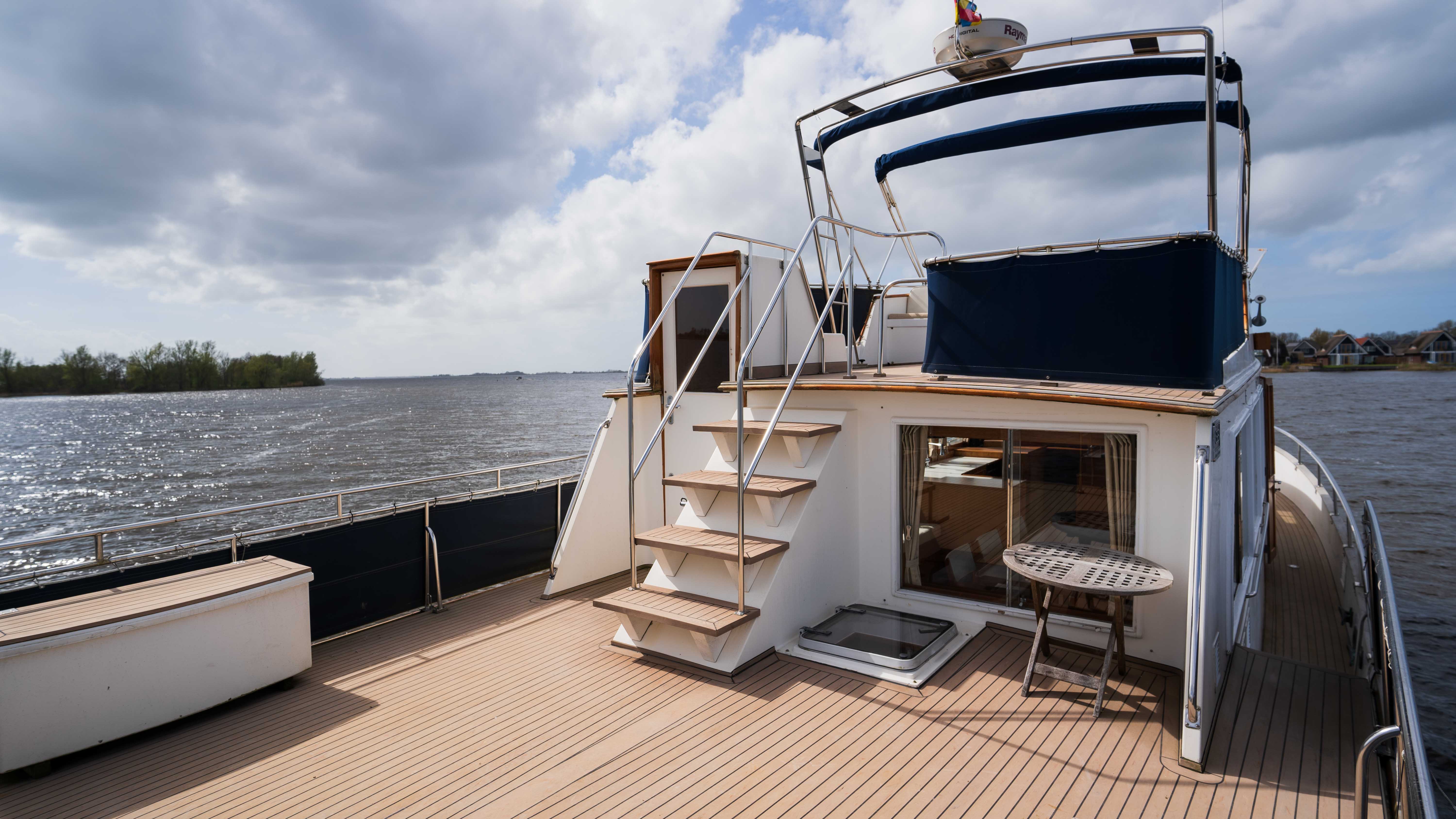 hoofdmotor(en): Grand Banks 49 Motoryacht 'ELIAS' — foto 7 van 7