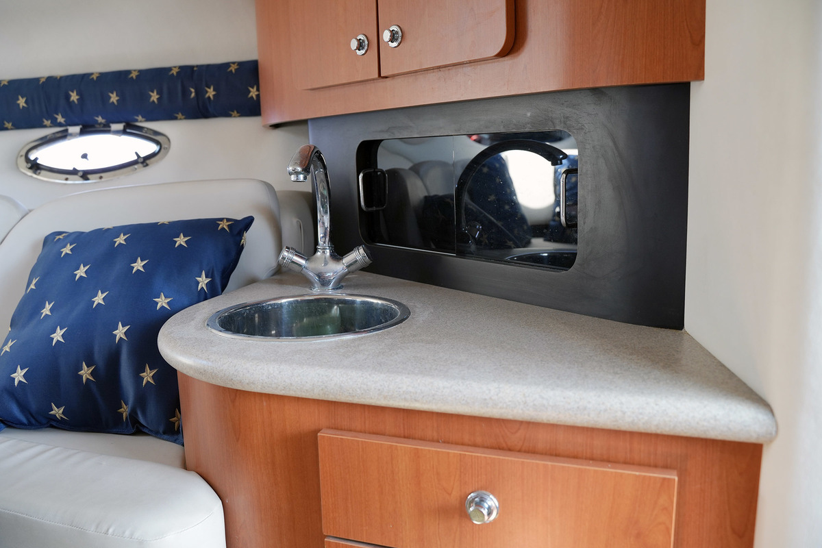 Crownline 315 SCR — foto 20 van 43