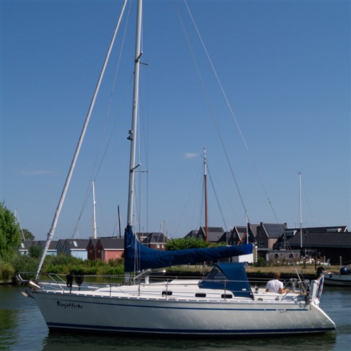 Bavaria 320 Sportline (1991) — foto 2 van 12