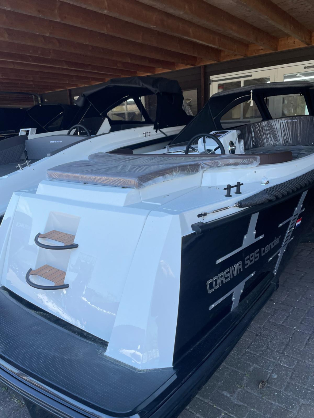 Corsiva 595 Tender DEMO — foto 4 van 5