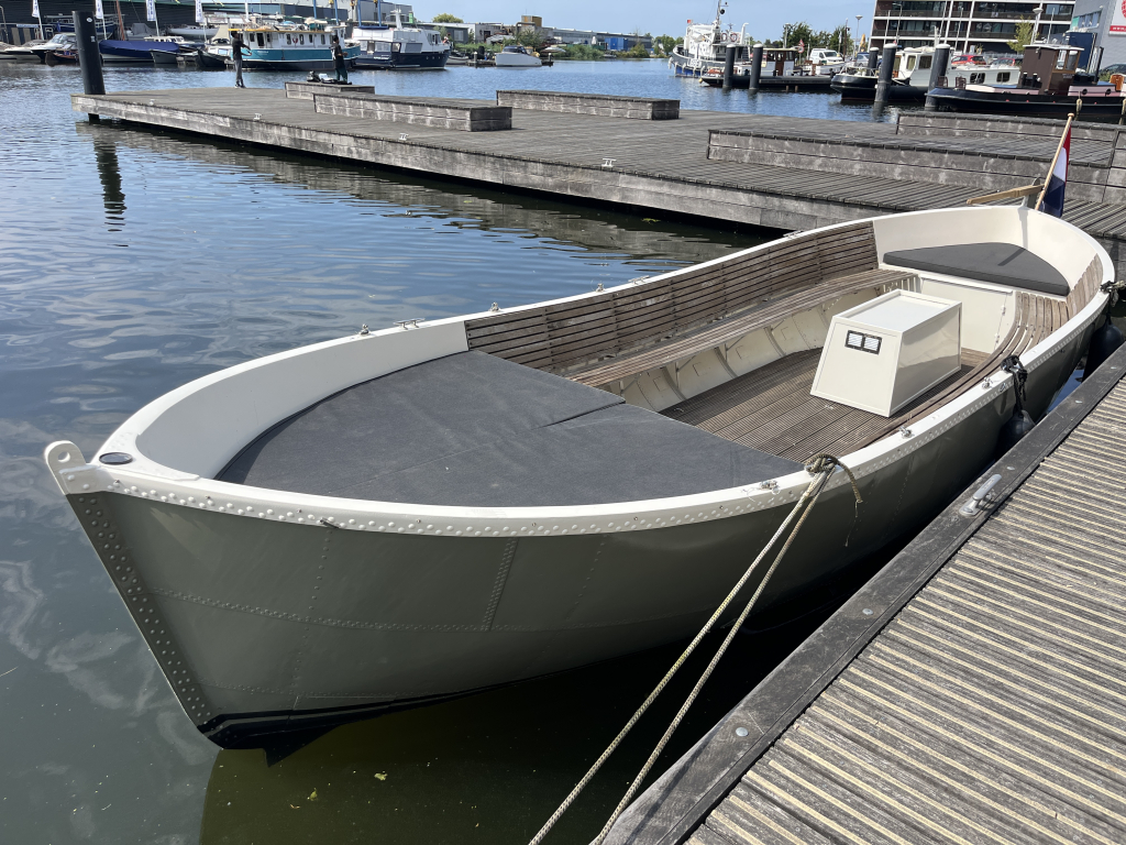 Grote elektrische sloep | refit - Waterworld - vaarklaar — foto 7 van 14