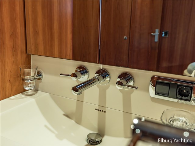 Valk Continental 1900 - Wheelhouse — foto 39 van 97