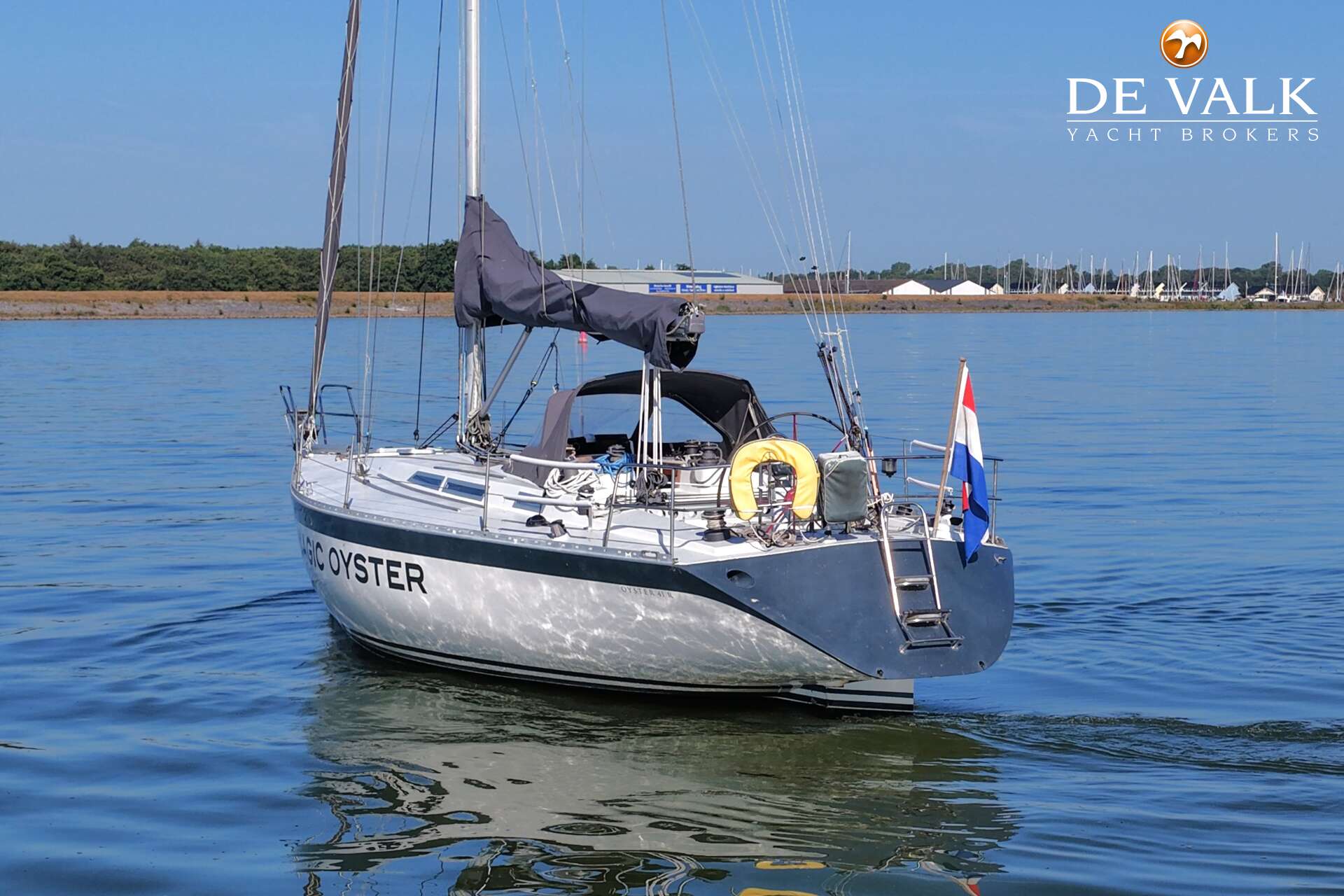 Oyster 41 R — foto 15 van 40