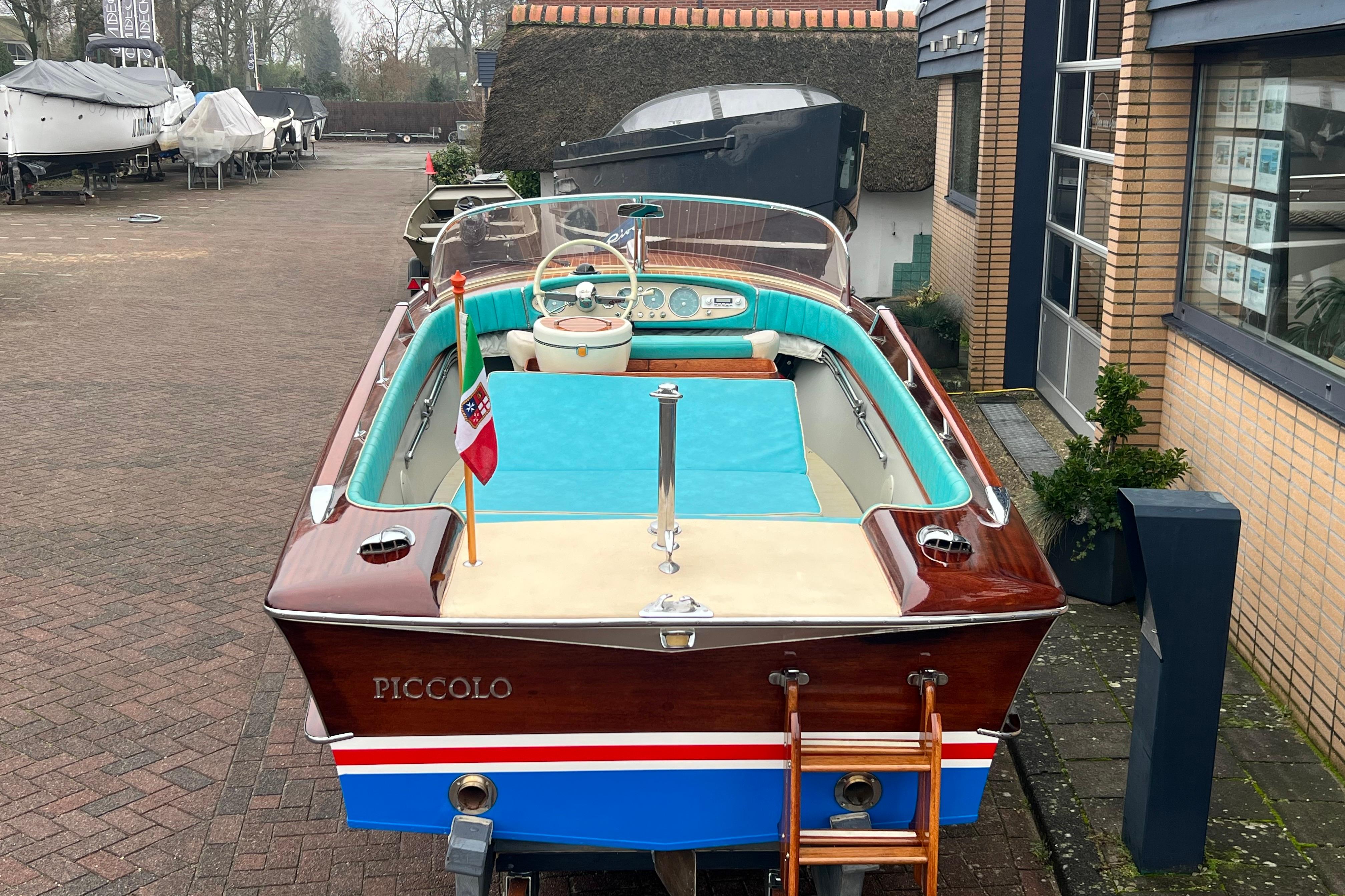 Riva Junior — foto 3 van 17