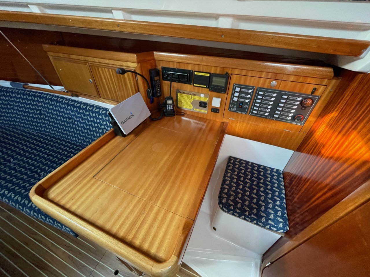 Dufour 32 Classic — foto 6 van 7