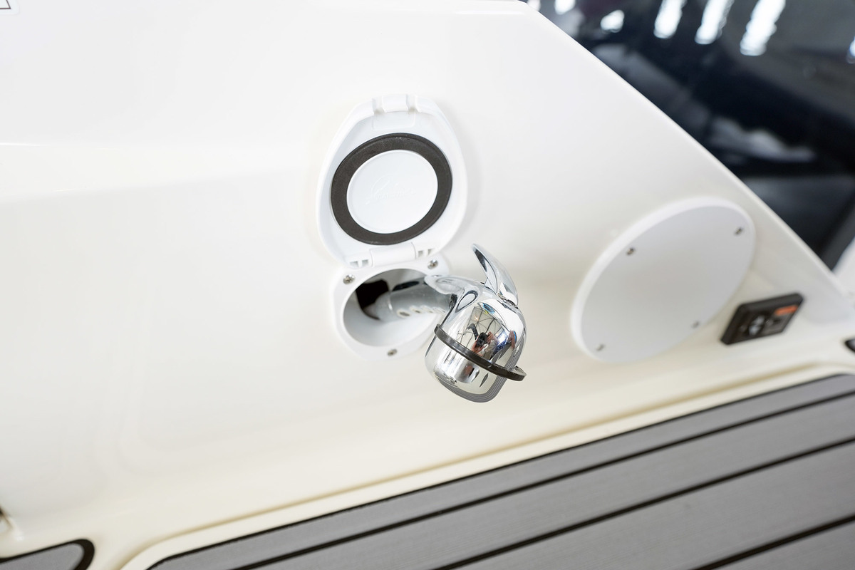 Sea Ray SDX 250 — foto 74 van 82