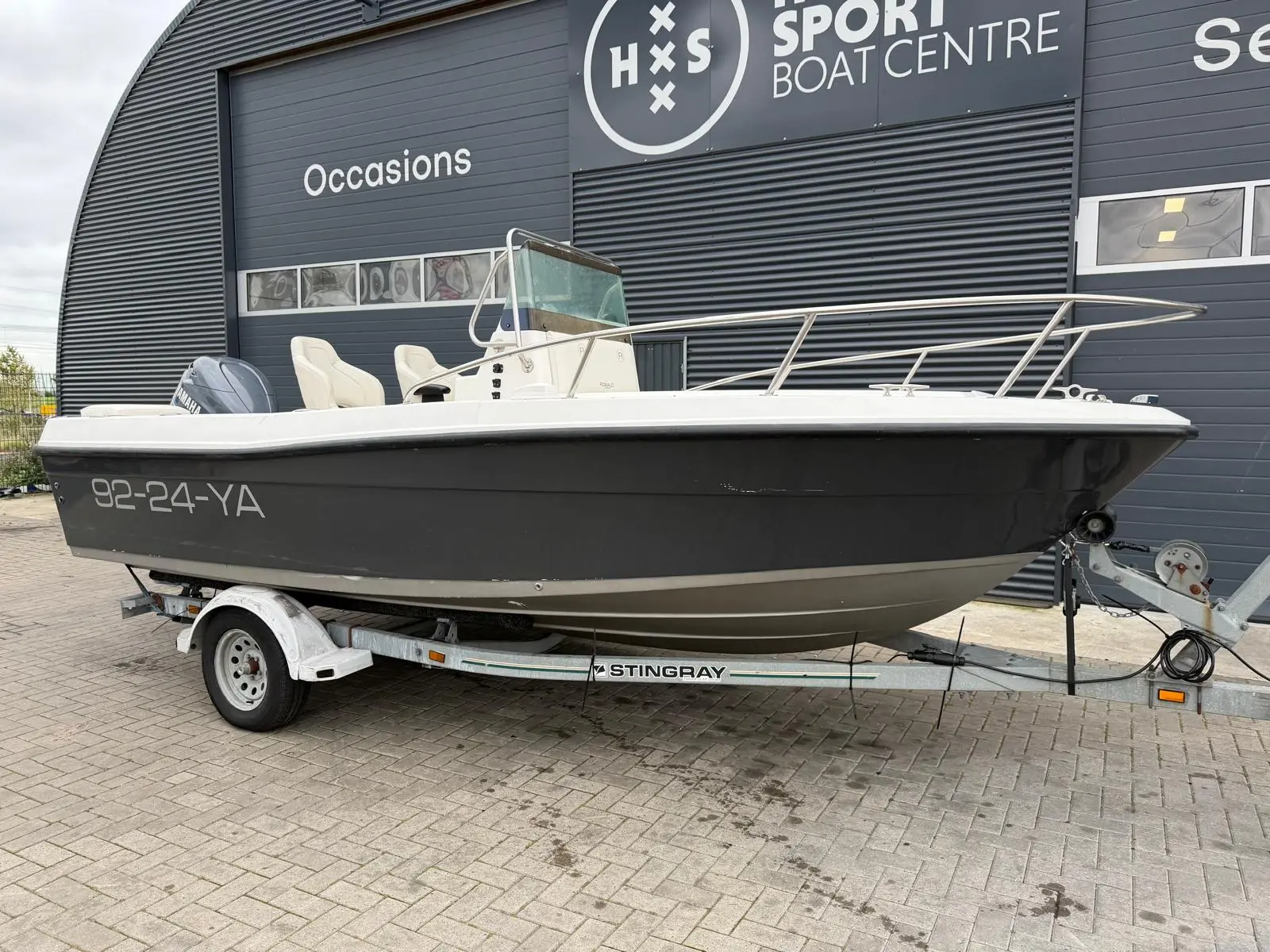Robalo 2120 Center Console — foto 1 van 17