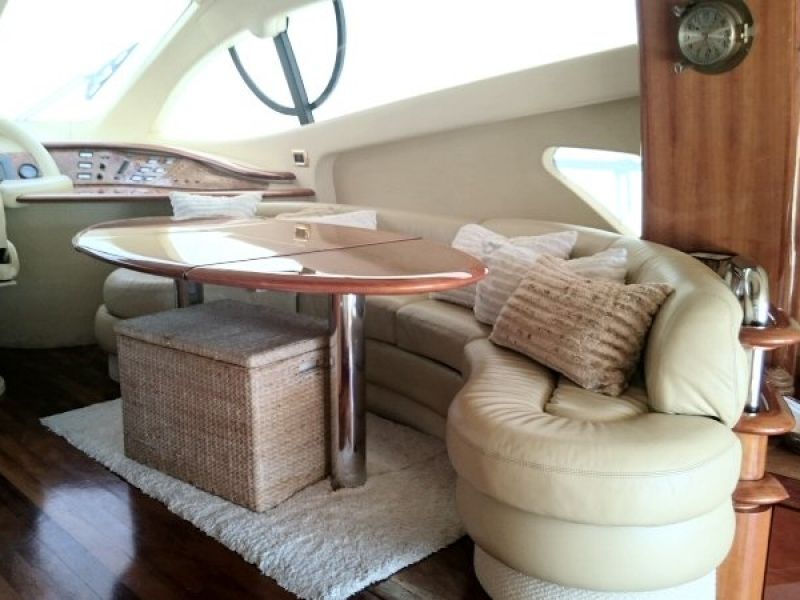 Azimut 55E