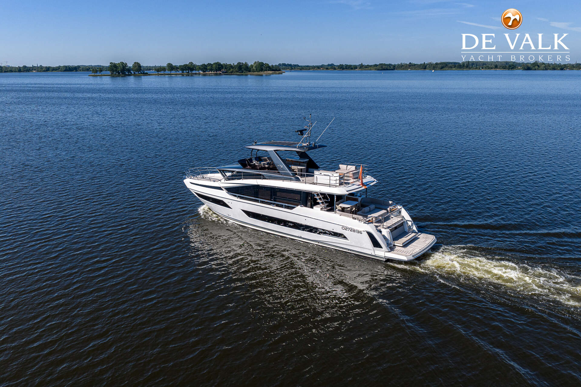Prestige X70 — foto 7 van 44