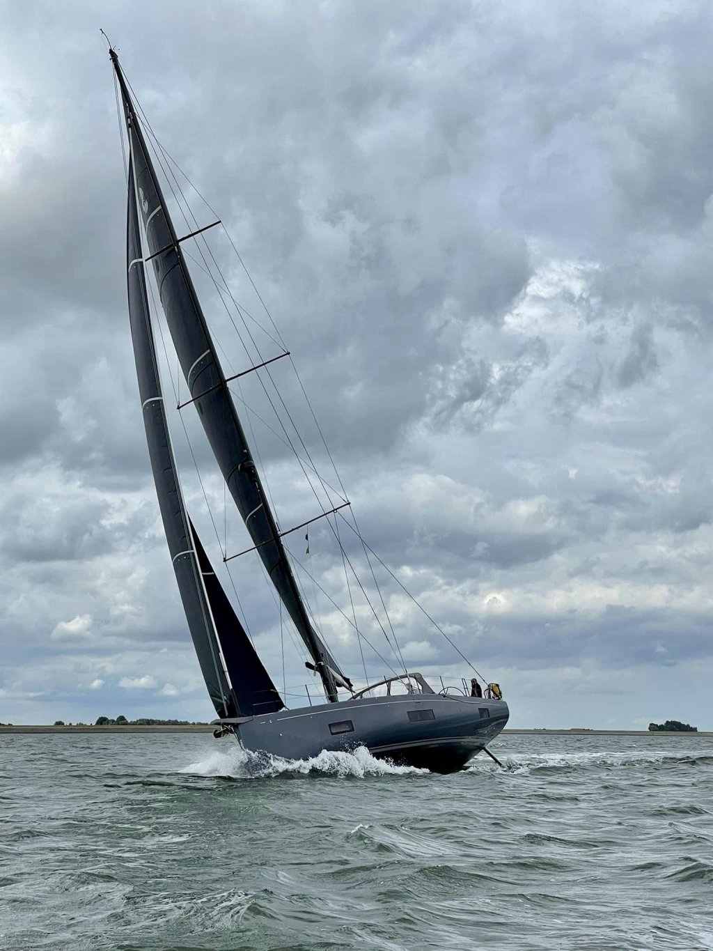 Beneteau First 53 — foto 7 van 89