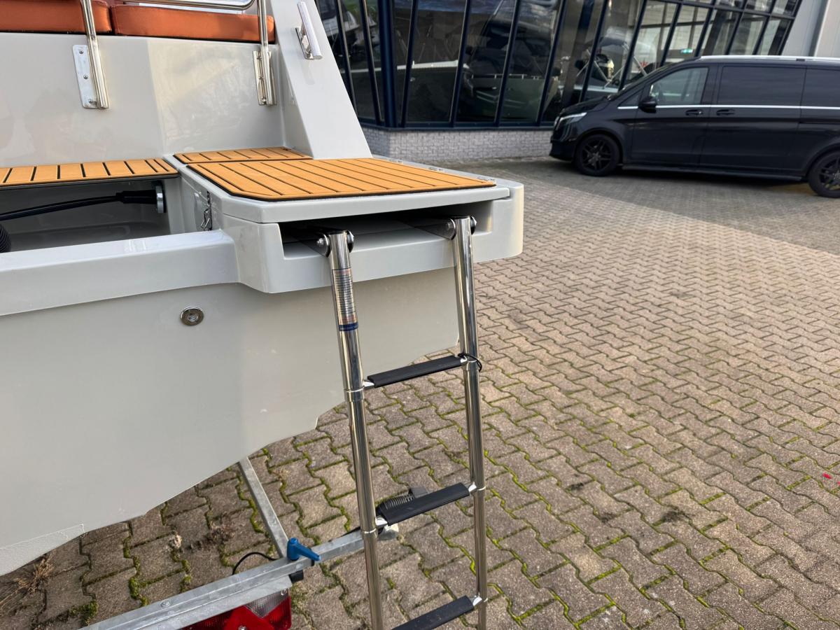 Maxima 700 Sport — foto 10 van 21