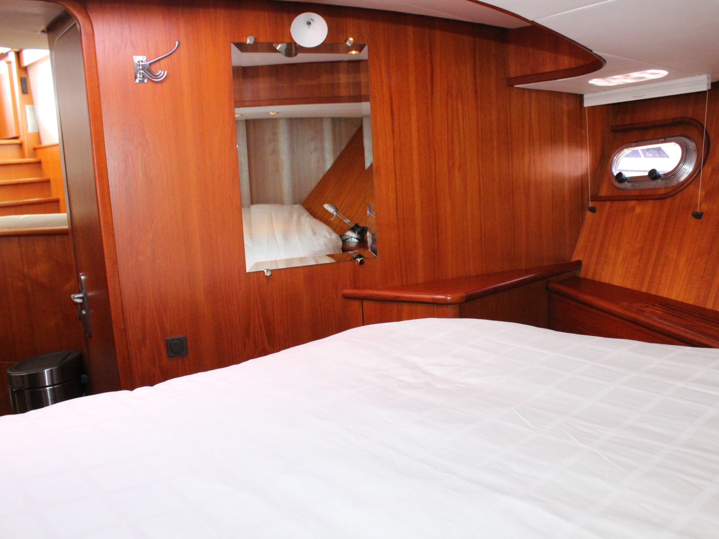 Van den Hoven 1600 Stuurhuis — foto 18 van 33