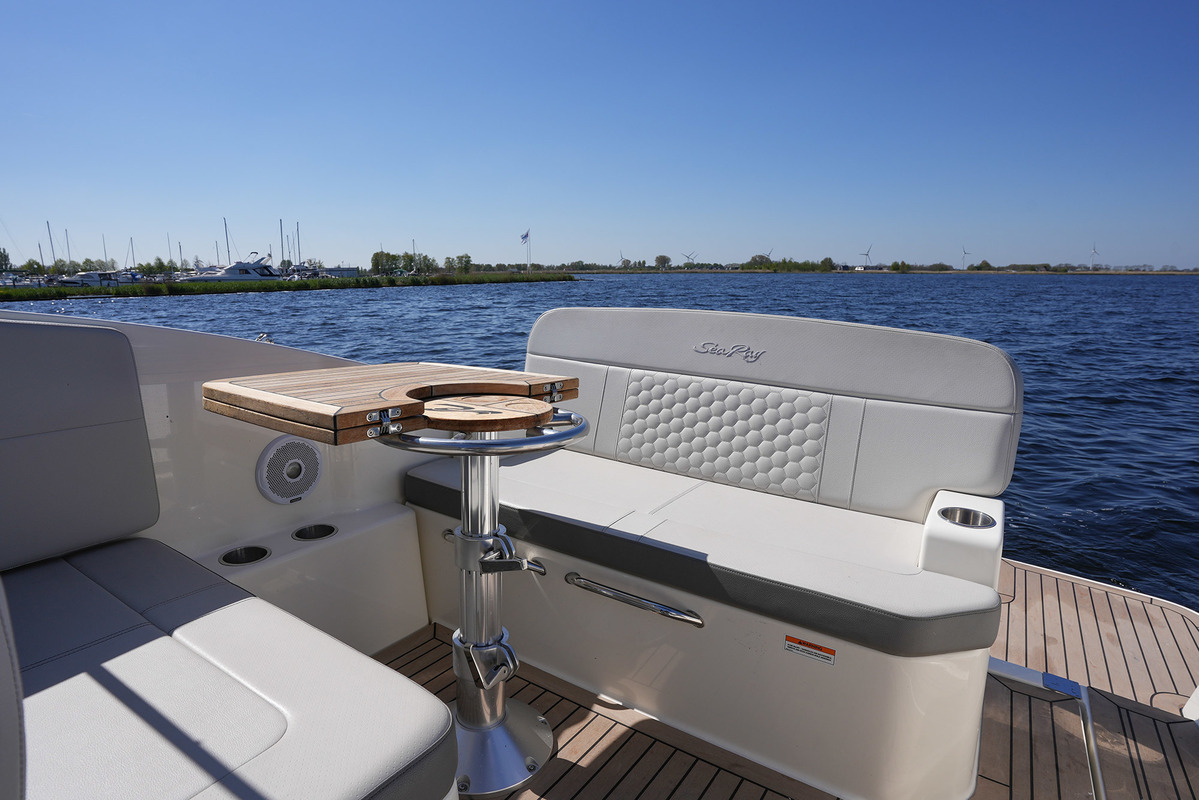 Sea Ray Sundancer 265 — foto 40 van 66