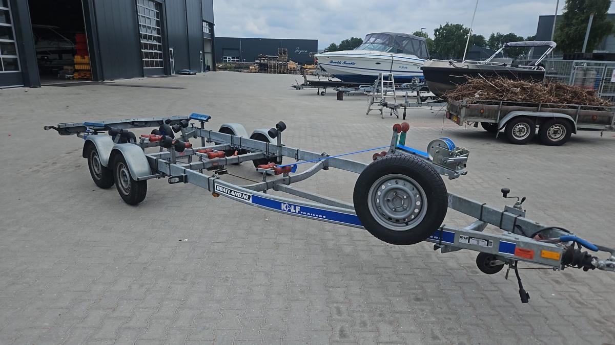 Kalf boottrailer V-2000 Tandem-as