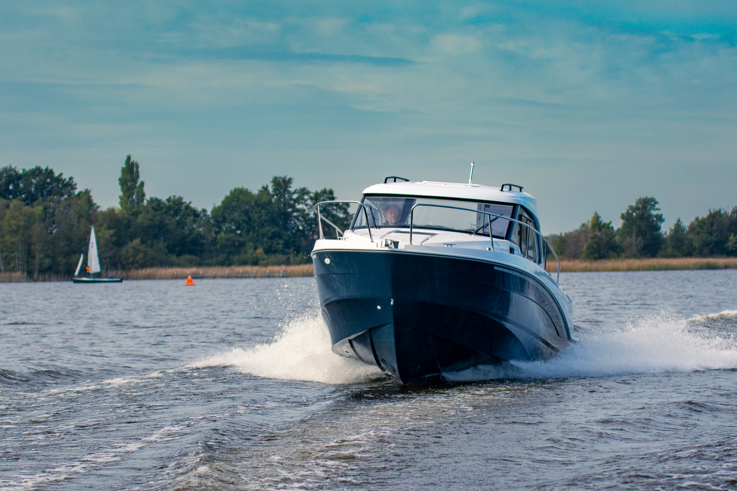Beneteau Antares 8 — foto 7 van 20