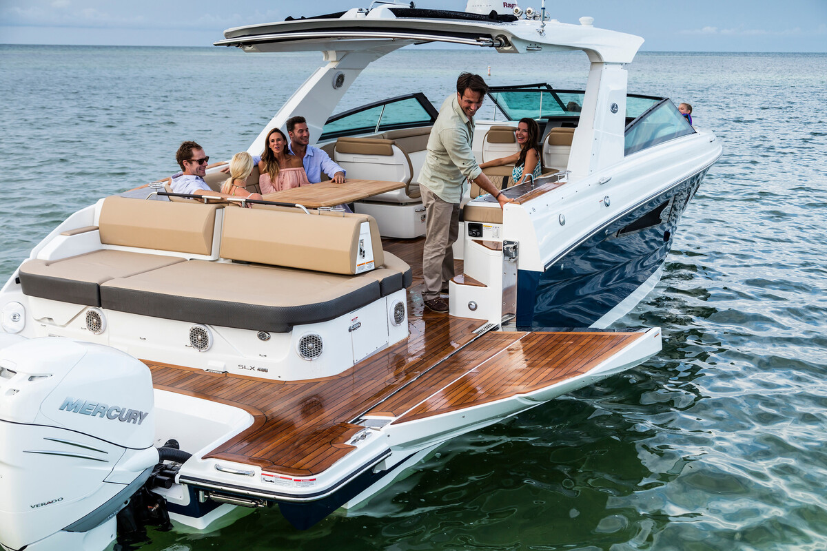 Sea Ray SLX 400 Outboard — foto 4 van 24