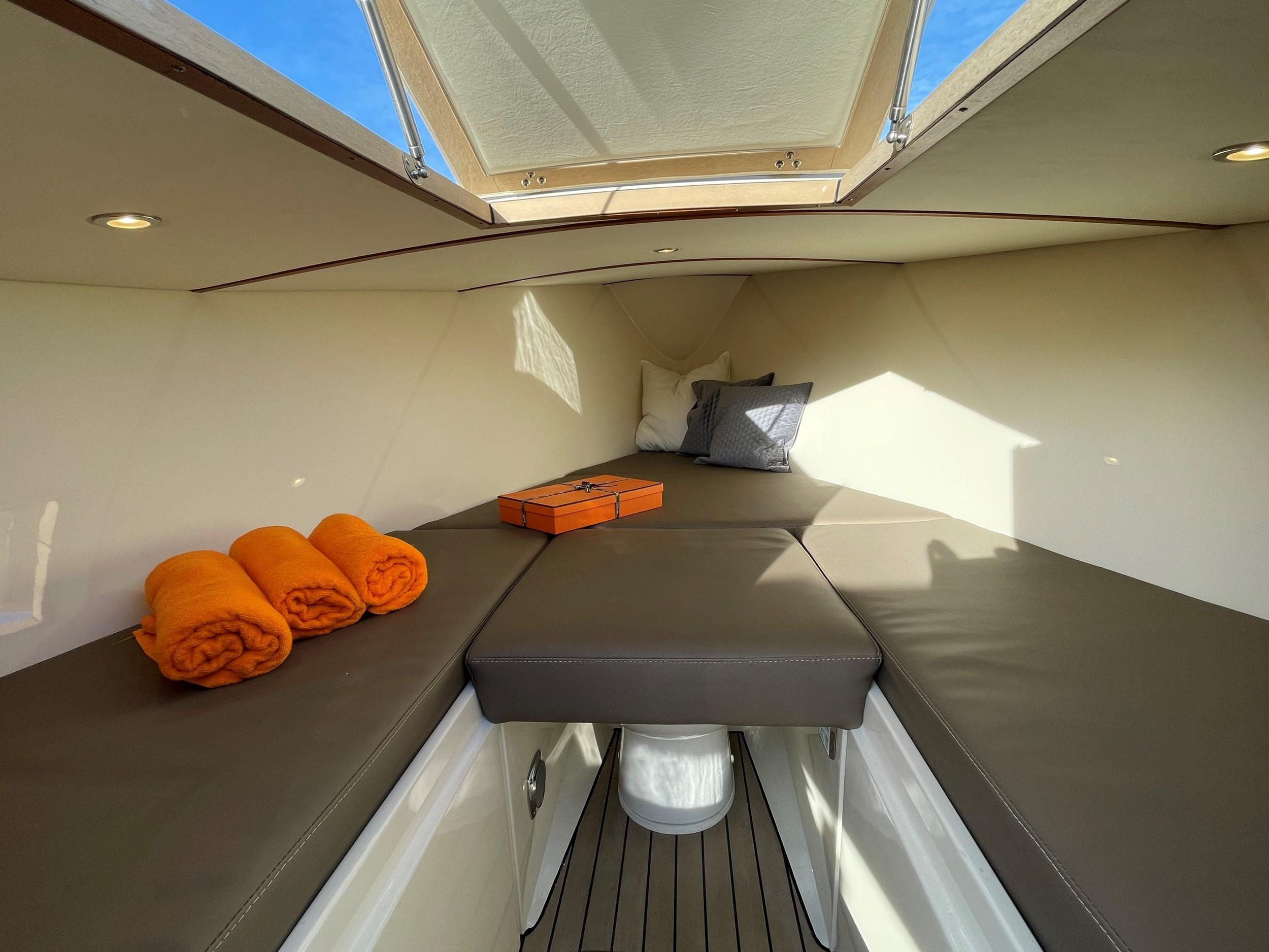 Venegy V30 Classic Cabin — foto 7 van 25