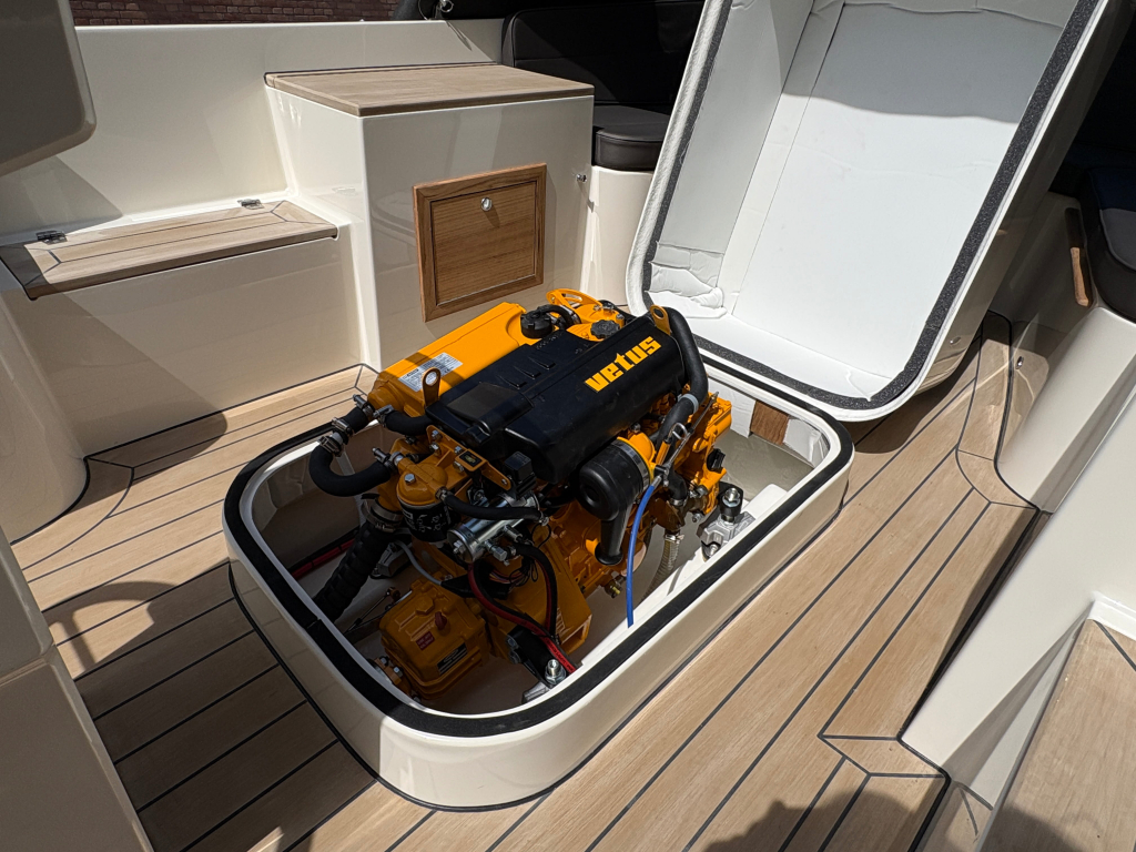 Evolution 6 Tender — foto 8 van 13