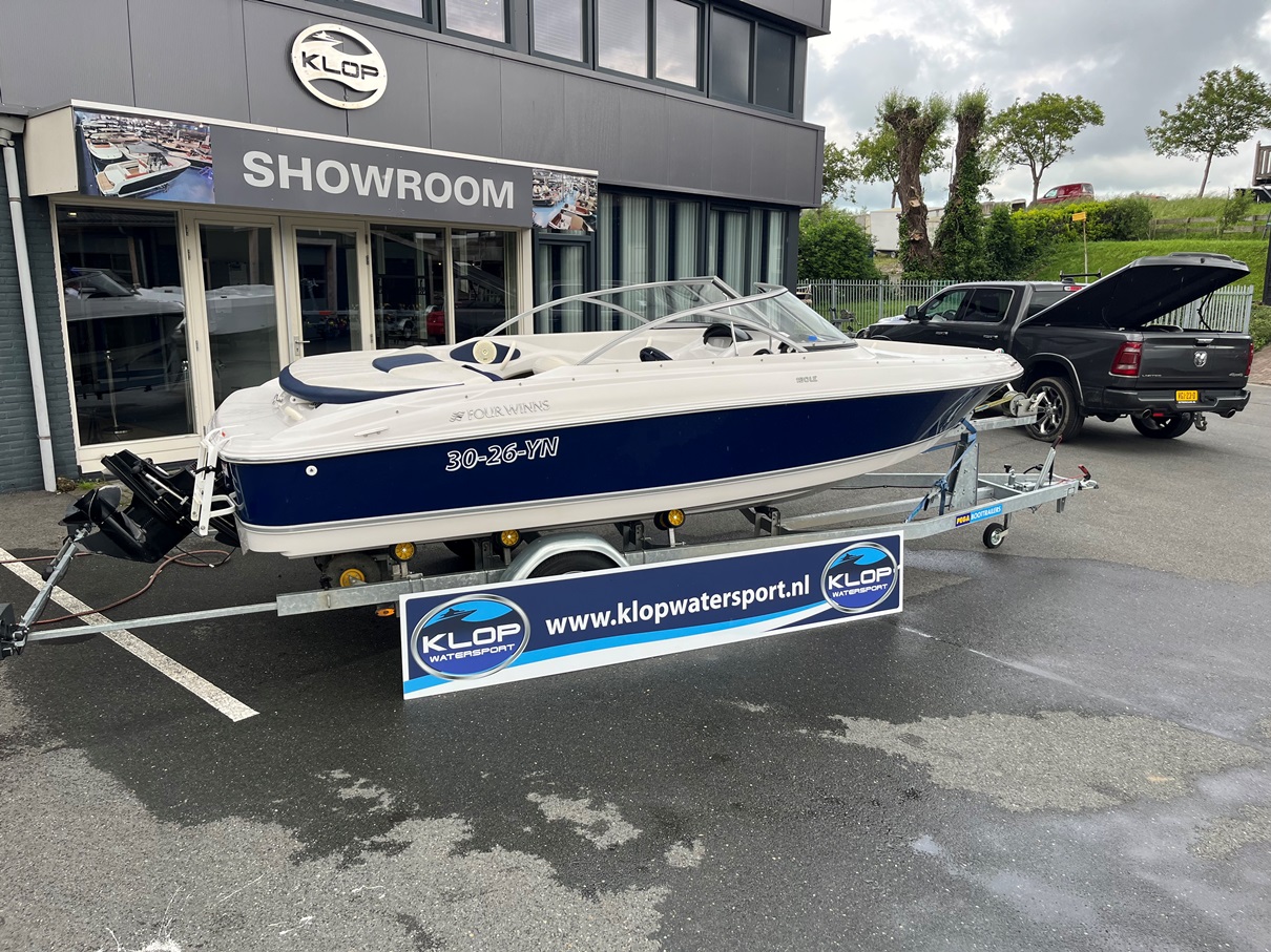 Fourwins 180LE met Mercruiser 3.0L 135PK uit 2010! — foto 3 van 13