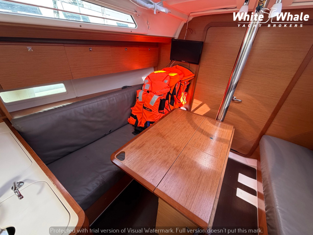 Dufour 360 GL — foto 23 van 29