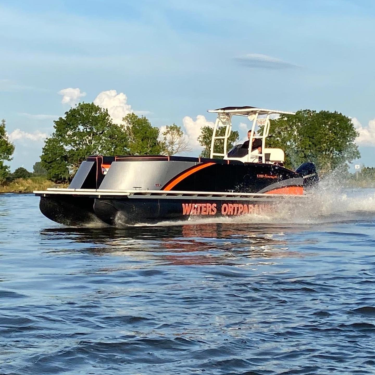 T.top Funcruiser 8.2 Verado 300 Pontoonboot — foto 2 van 42
