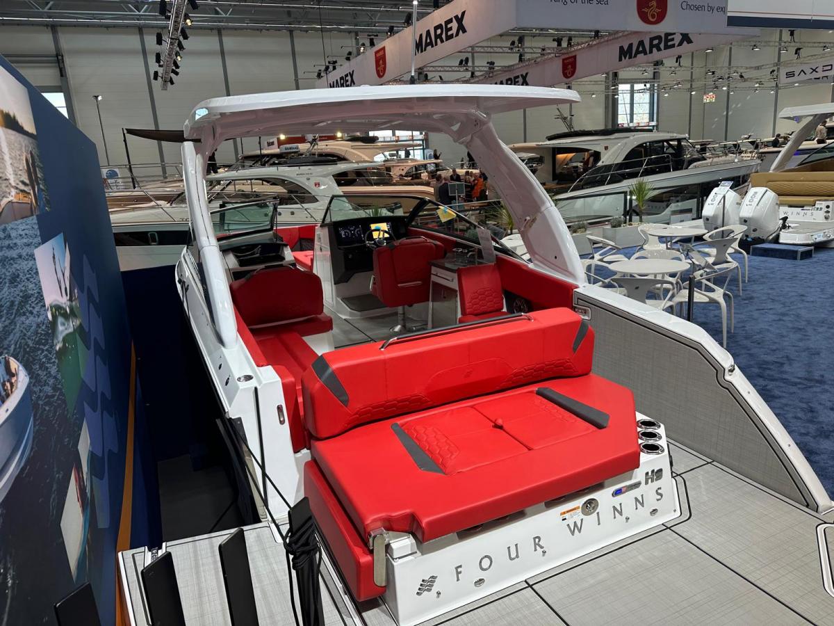 Four Winns H9 Bowrider — foto 7 van 25
