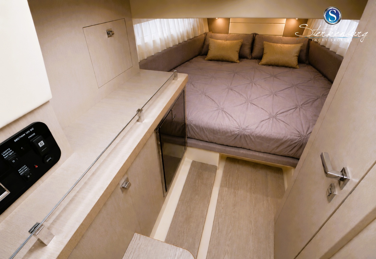 Invictus 280 GT — foto 34 van 42