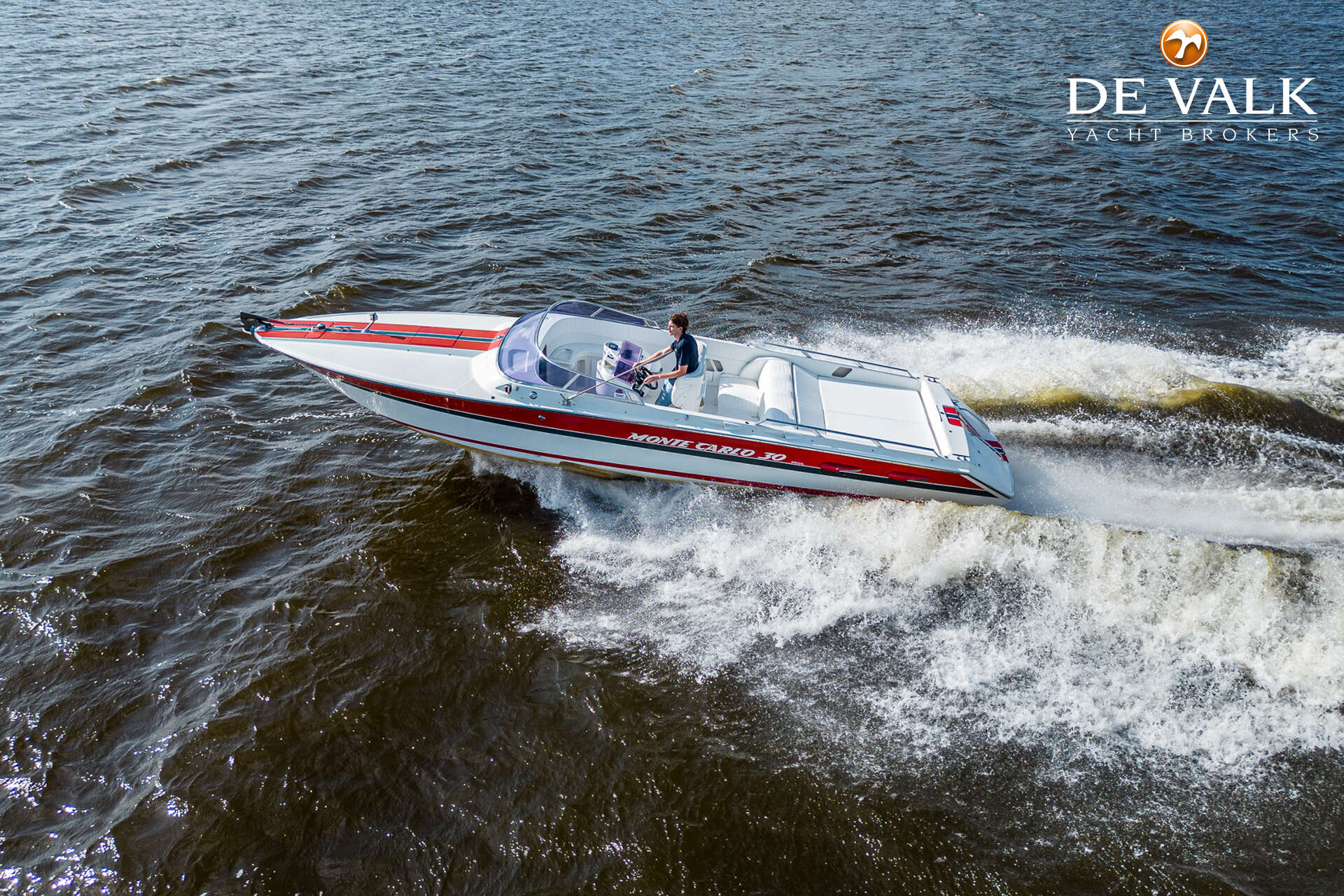 Monte Carlo Yachts Offshorer 30 — foto 16 van 44