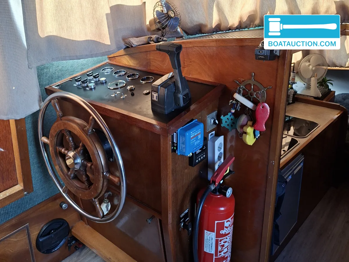 Crown kruiser 970 — foto 3 van 18