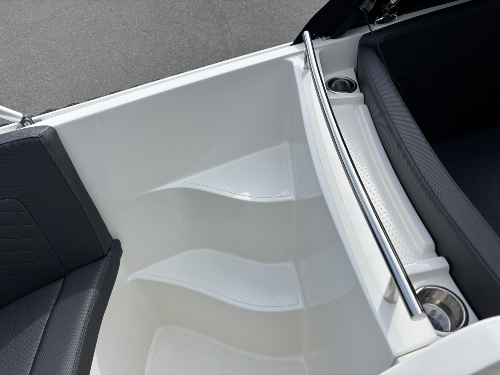 Topcraft 605 tender met Yamaha 40 PK - bouwjaar 2024! — foto 8 van 8