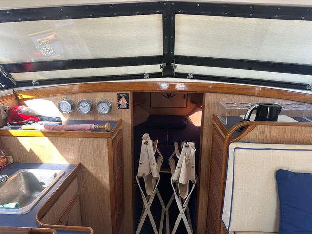 Bertram 28 Cruiser - BluYachting — foto 7 van 12