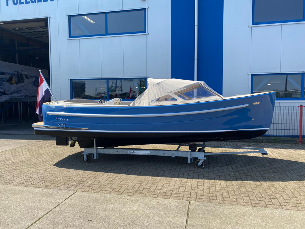 Antaris Fifty5 met Vetus 27pk — foto 2 van 12