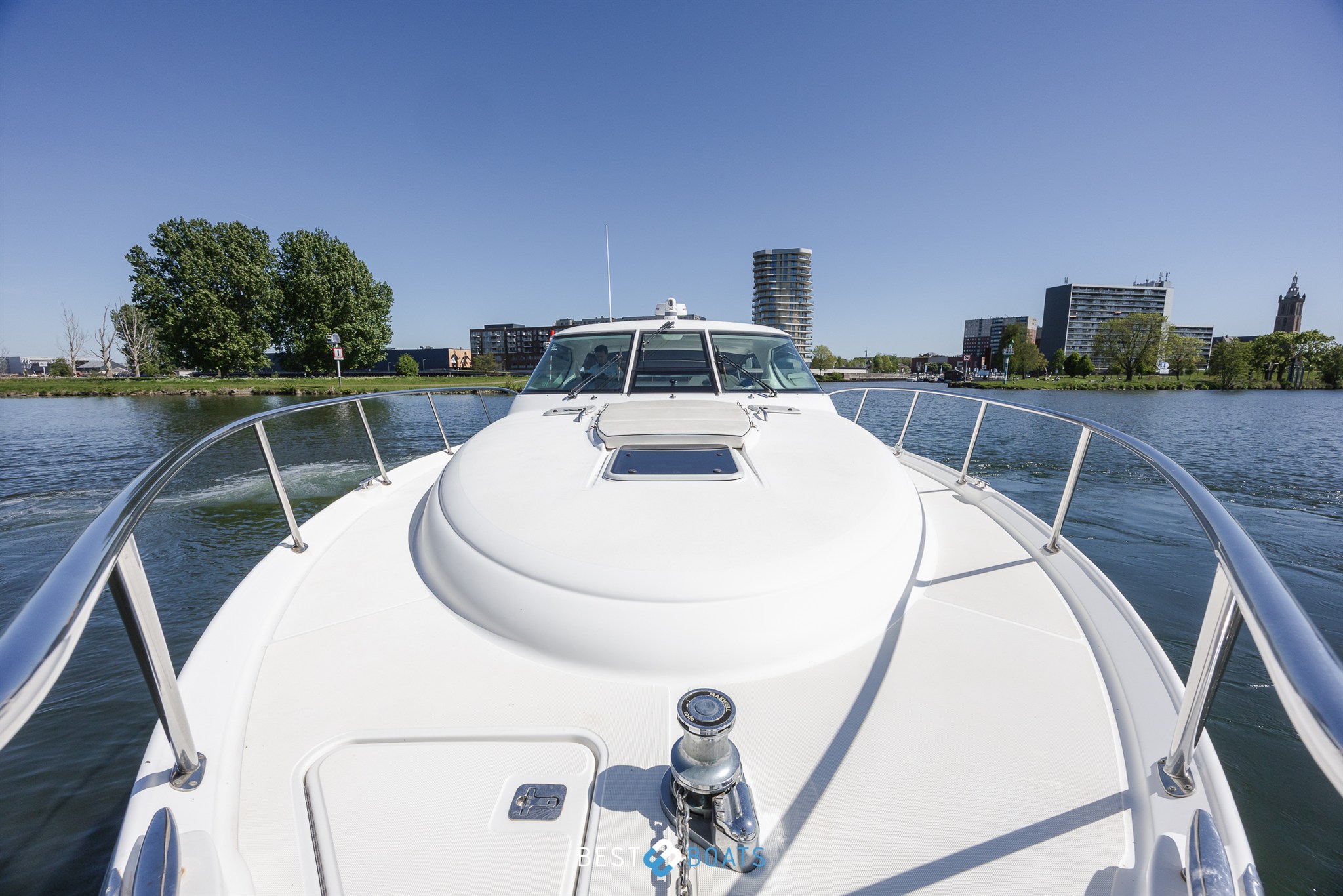 Tiara Yachts 4300 Sovran — foto 9 van 9
