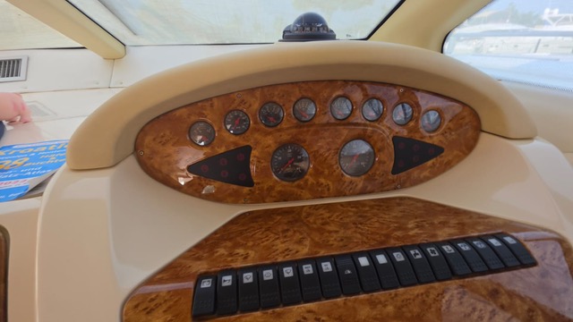 Azimut 46 Flybridge - BluYachting — foto 11 van 12
