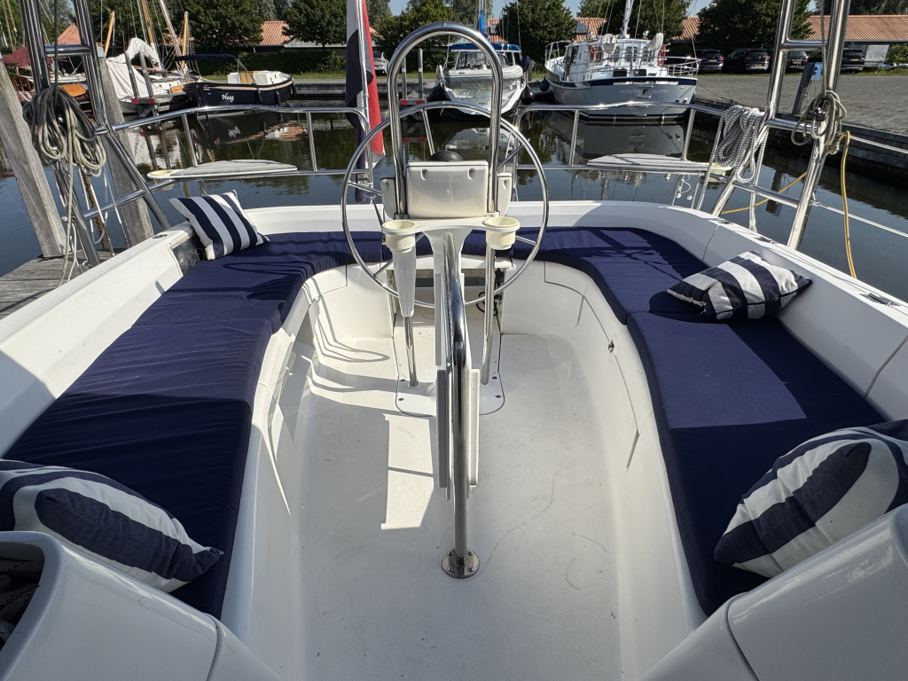 Hunter 356 — foto 28 van 72