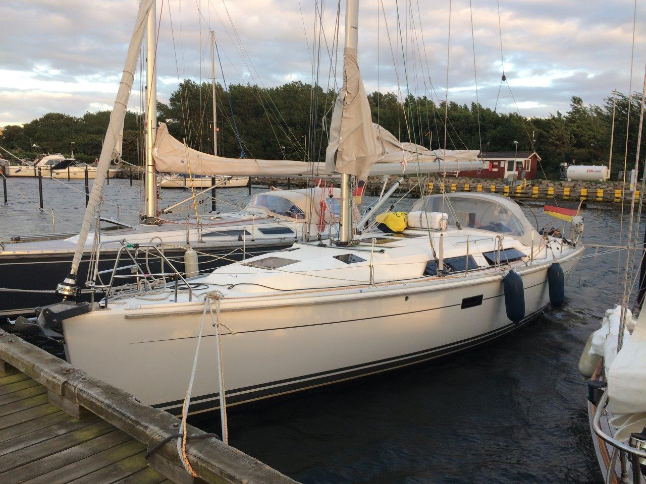 Hanse 375 — foto 2 van 59